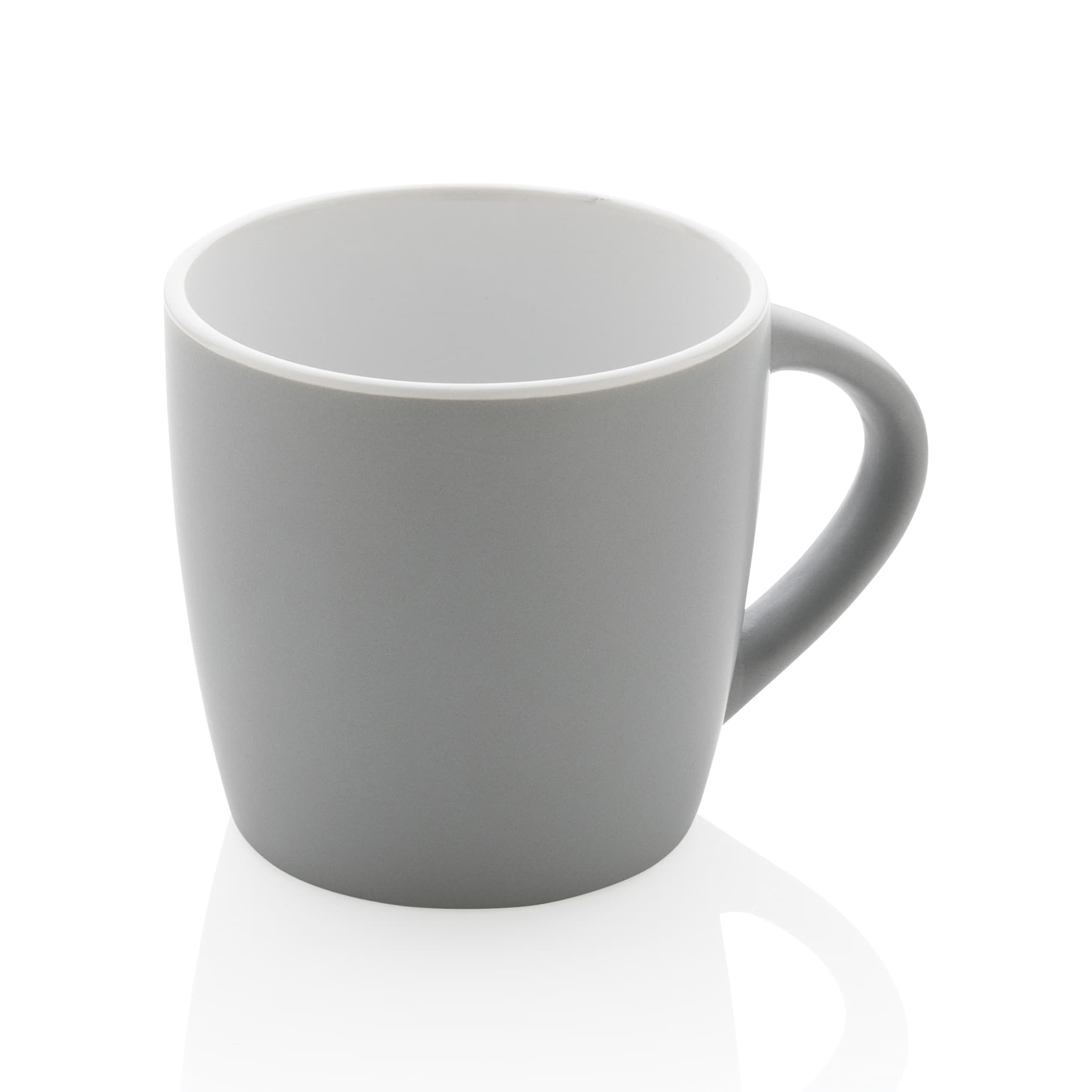 Mug en céramique avec intérieur coloré