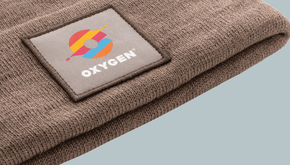 Écusson imprimé avec bordure brodée