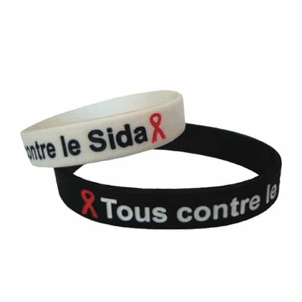 Bracelet ruban rouge