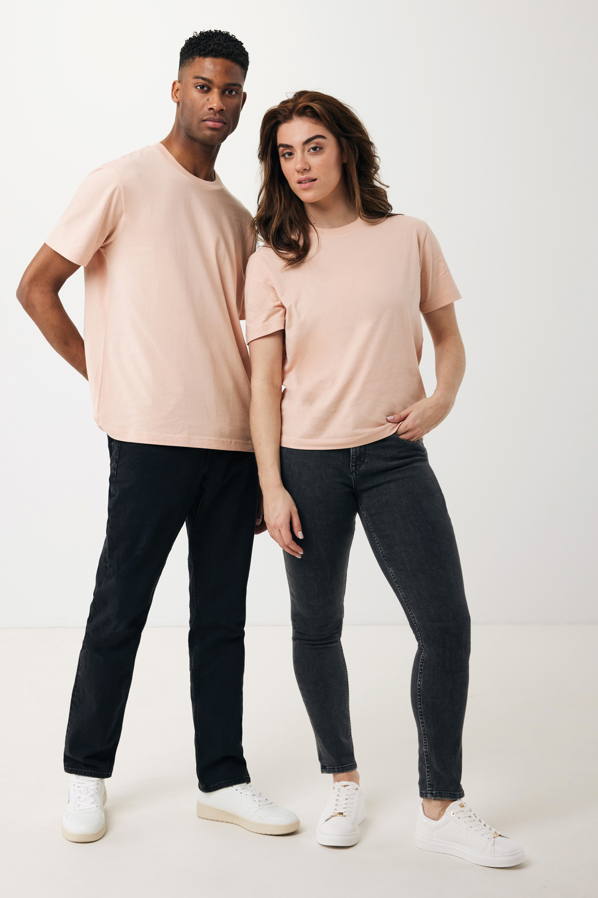 T-shirt coupe boxy en coton recyclé Iqoniq Teide