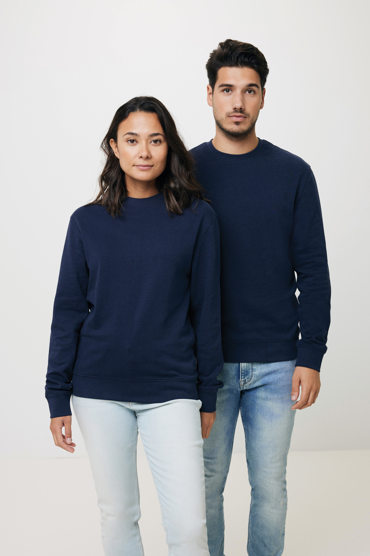 Sweater à col rond en coton recyclé Iqoniq Zion